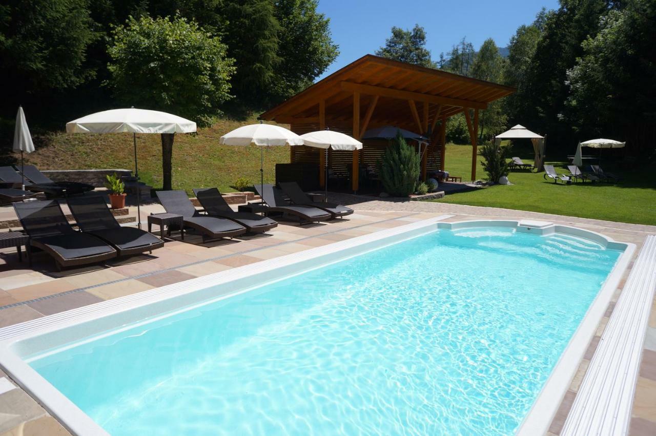 Gaestehaus Almrausch, Ferienanlage Mit Pool Nassereith Exterior photo